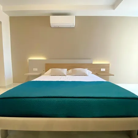 Mia White Luxury - Topfloor Two Bed In Qawra St. Paul's Bay